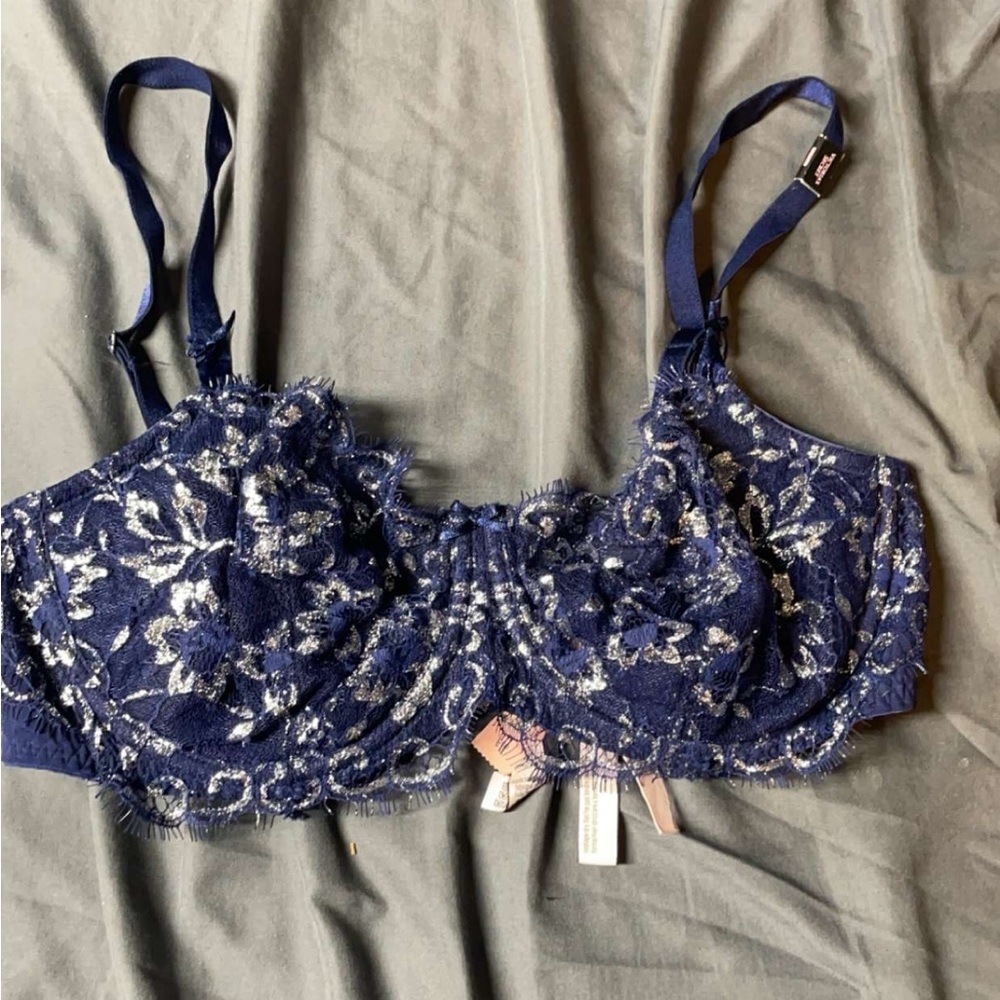 NWT Victoria Secret Bra